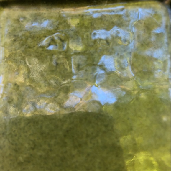 Vintage 50's Avocado Green Ashtray Marked Clayburn - Picture 4 of 4